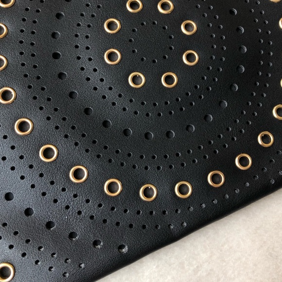 Imoshion Grommet Laser-Cut Design Large Wristlet - Picture 5 of 8